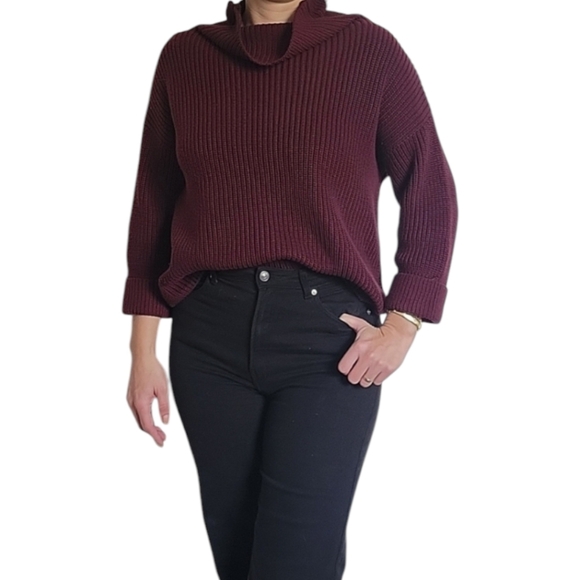 Lord & Taylor Burgundy Knit Sweater Size S 🍂 - Picture 2 of 10
